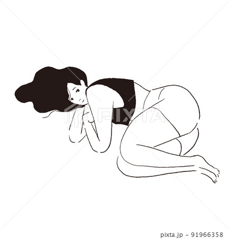 寝ころぶ女性　寝る　昼寝 91966358
