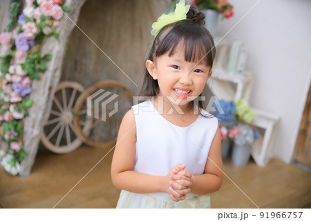幼稚園児の女の子 91966757