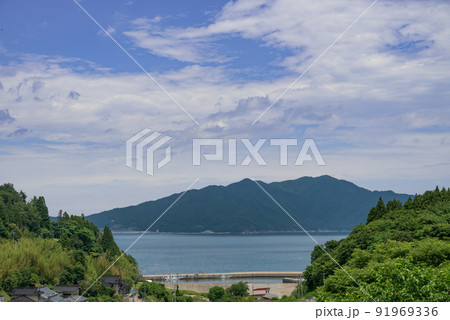 ロマンチックな名前の海の見える駅からの風景 91969336