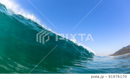 Ocean Wave Swimming Encounter Perspective 91976170