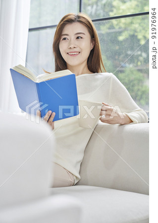 コーヒー 読書 家 91976964