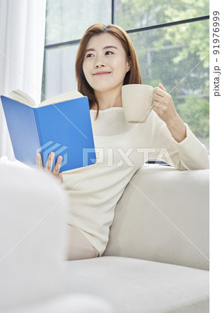 コーヒー 読書 家 91976999