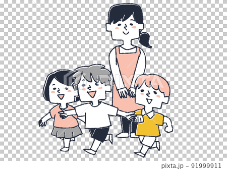 托兒所老師看著孩子們跑來跑去玩耍孩子們在托兒所和幼兒園度過的時光 91999911