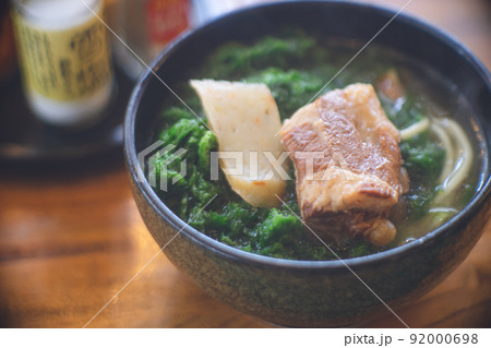 美味しい宮古そば ソーキソバと海藻アーサそばのランチ 沖縄県宮古島 美味しい宮古そば ソーキソバと海藻アーサそばのランチ 沖縄県宮古島 92000698