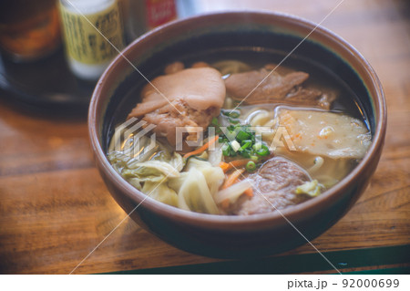 美味しい宮古そば ソーキソバと海藻アーサそばのランチ 沖縄県宮古島 美味しい宮古そば ソーキソバと海藻アーサそばのランチ 沖縄県宮古島 92000699