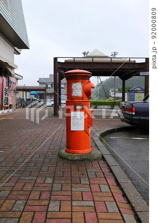 岩手 雫石 丸ポストのある風景(JR雫石駅) 岩手 雫石 丸ポストのある風景(JR雫石駅) 92000809