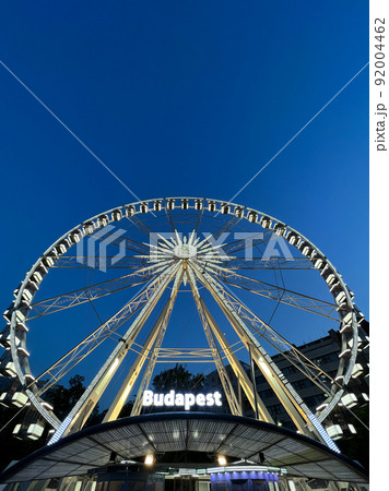 Big ferris wheel against the background of the evening sky. Caption: Budapest 92004462