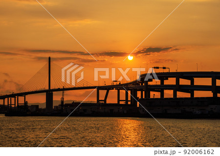 福岡都市高速と夕日 福岡都市高速と夕日 92006162