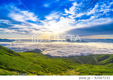 【雲海素材】乗鞍高原の雲海と朝焼け【長野県】 【雲海素材】乗鞍高原の雲海と朝焼け【長野県】 92007232