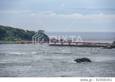 東尋坊より雄島を望む 92008361