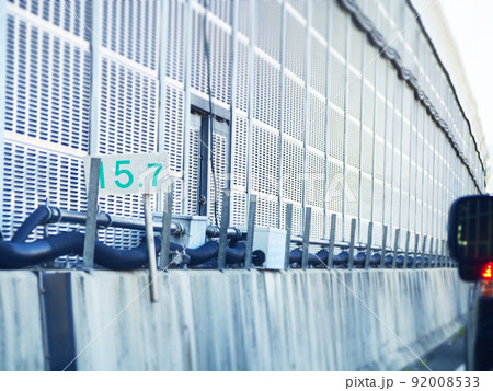 高速道路の防音壁 高速道路の防音壁 92008533