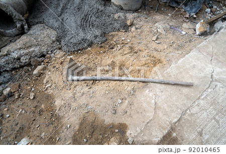 A shovel with a wooden handle, as a digging tool, 92010465