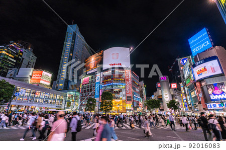 日本の東京都市景観 第7波襲来!BA.5増加…全国5万人超、東京8千人超、渋谷は脅威の人流=7月8日 日本の東京都市景観 第7波襲来!BA.5増加…全国5万人超、東京8千人超、渋谷は脅威の人流=7月8日 92016083