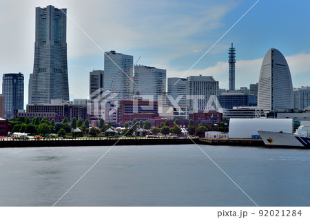 横浜・みなとみらい大さん橋埠頭の風景 92021284