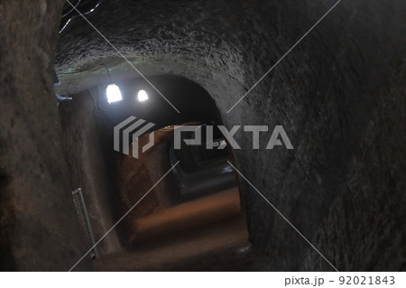 千葉県館山市に残る赤山地下壕跡 千葉県館山市に残る赤山地下壕跡 92021843