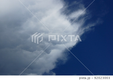雲 雲 92023003