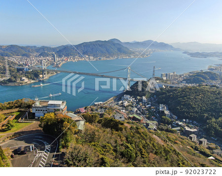 火の山公園の上空から関門海峡の空撮 火の山公園の上空から関門海峡の空撮 92023722