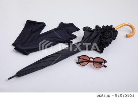 サングラスと日傘　UV protection 92025953