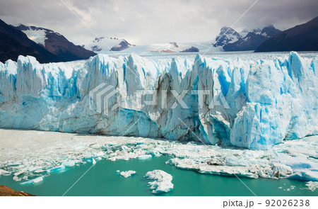 Glacier Perito Moreno, southeast of Argentina 92026238