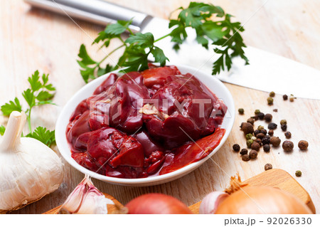 Raw chicken liver Raw chicken liver 92026330