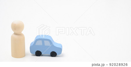 自動車イメージ　男性　レンタカー　 92028926