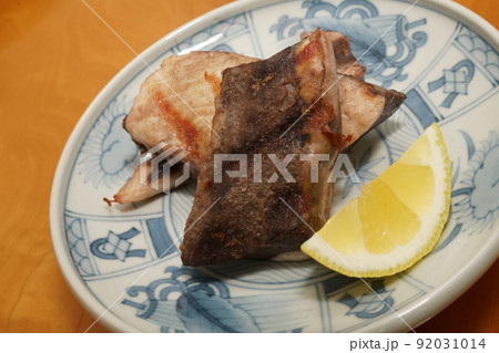 ヨコワ、メジマグロの血合いのステーキ ヨコワ、メジマグロの血合いのステーキ 92031014