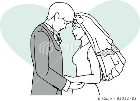 結婚式を挙げる新郎新婦(ウェディング・ブライダル) 結婚式を挙げる新郎新婦(ウェディング・ブライダル) 92032783