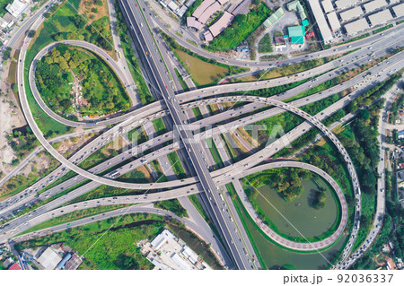 Top view traffic highway circle intersection Top view traffic highway circle intersection 92036337