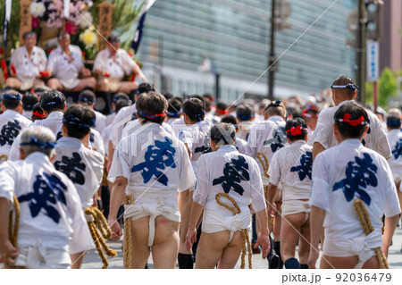 《福岡県》博多祇園山笠　集団山見せ（7月13日） 92036479