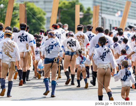 山笠 女子小学生 ふんどし 福岡県》博多祇園山笠 集団山見せ（7月13日）の写真素材 [92036893] - PIXTA