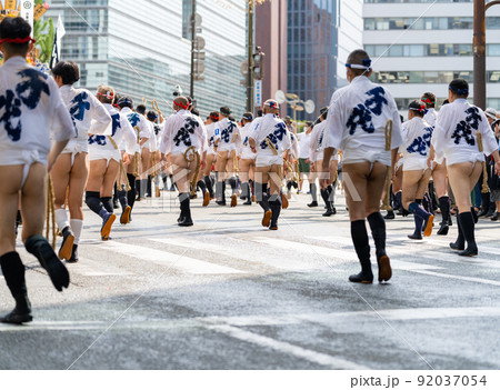 《福岡県》博多祇園山笠　集団山見せ（7月13日） 92037054