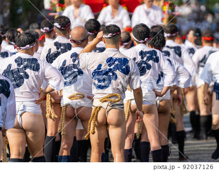 《福岡県》博多祇園山笠　集団山見せ（7月13日） 92037126