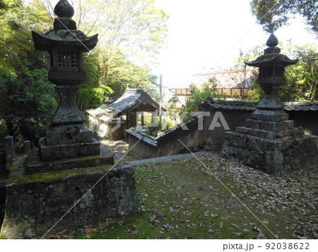 丹波「八上城」の曲輪と石垣・眺望 92038622