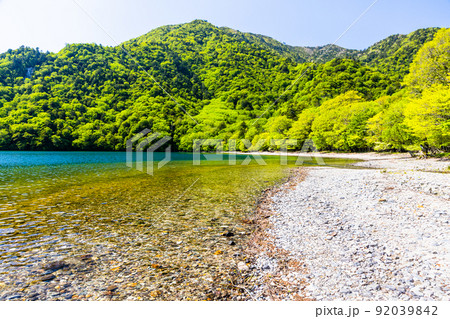 【栃木県・奥日光】中禅寺湖西岸にある千手ケ浜 【栃木県・奥日光】中禅寺湖西岸にある千手ケ浜 92039842