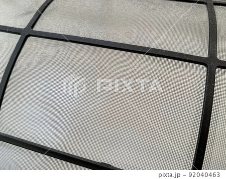 埃で汚れたエアコンのフィルター 写真素材 埃で汚れたエアコンのフィルター 写真素材 92040463