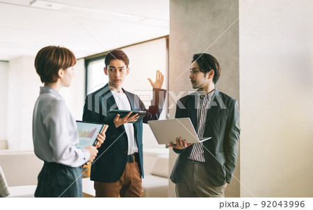 ビジネスパーソン 92043996