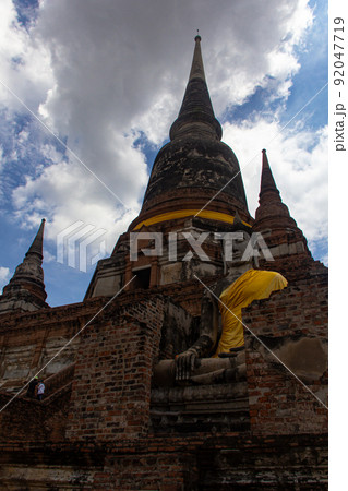 Buddha statue at ayutthaya, thailand. 92047719