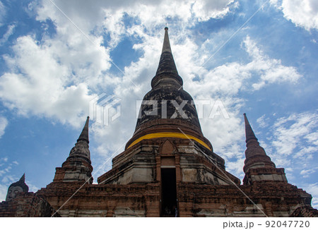 Buddha statue at ayutthaya, thailand. Buddha statue at ayutthaya, thailand. 92047720