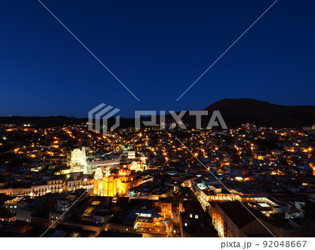 メキシコのグァナファトの夜景 メキシコのグァナファトの夜景 92048667