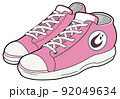 スニーカーのイラスト【ピンク・レディース・メンズ・靴・シューズ・クツ・くつひも】 92049634