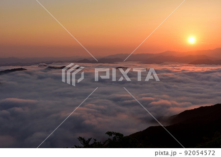 野迫川村の雲海 野迫川村の雲海 92054572