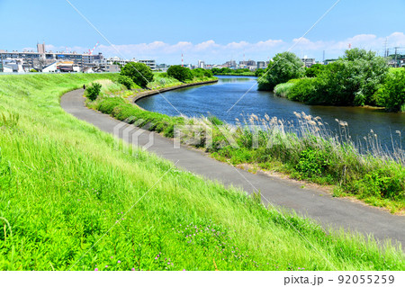 新羽橋→(鶴見川)→大綱橋の風景(神奈川県横浜市)【2022.5】 新羽橋→(鶴見川)→大綱橋の風景(神奈川県横浜市)【2022.5】 92055259