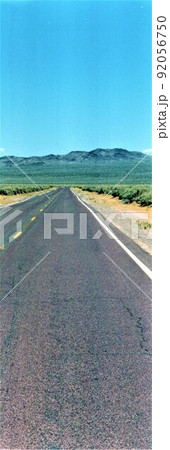 ネバダ州の一直線道路 ネバダ州の一直線道路 92056750