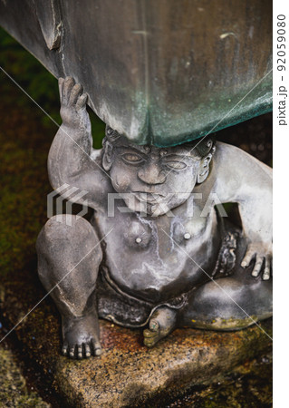 京都 楊谷寺 手水舎と小鬼 京都 楊谷寺 手水舎と小鬼 92059080