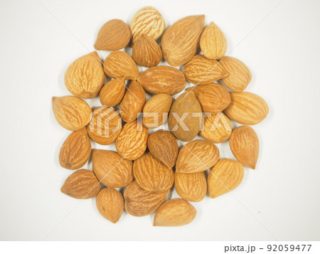 生薬 杏仁 キョウニン 生薬 杏仁 キョウニン 92059477