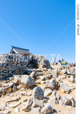 木曽駒ヶ岳山頂の景色 木曽駒ヶ岳山頂の景色 92060351