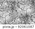 地面のひび割れ 92061087