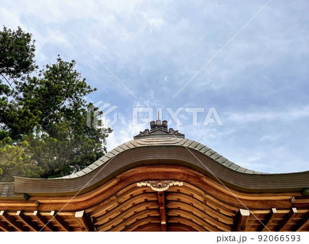 清荒神の拝殿と夏の空 清荒神の拝殿と夏の空 92066593