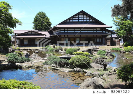 青森県黒石市の金平成園（澤成園）の旧加藤家住宅 92067529
