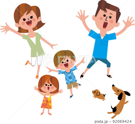 楽しげな家族 92069424